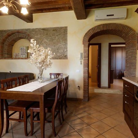 兰波雷基奥Borgo Dei Gigli别墅 外观 照片