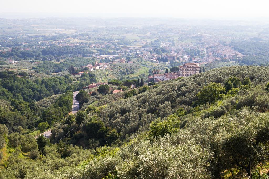 兰波雷基奥Borgo Dei Gigli别墅 外观 照片